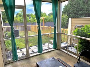 112 Ashgrove Ln, Greenville, SC 29607