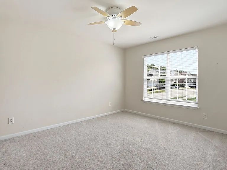12586 Honeychurch St — Photo 17