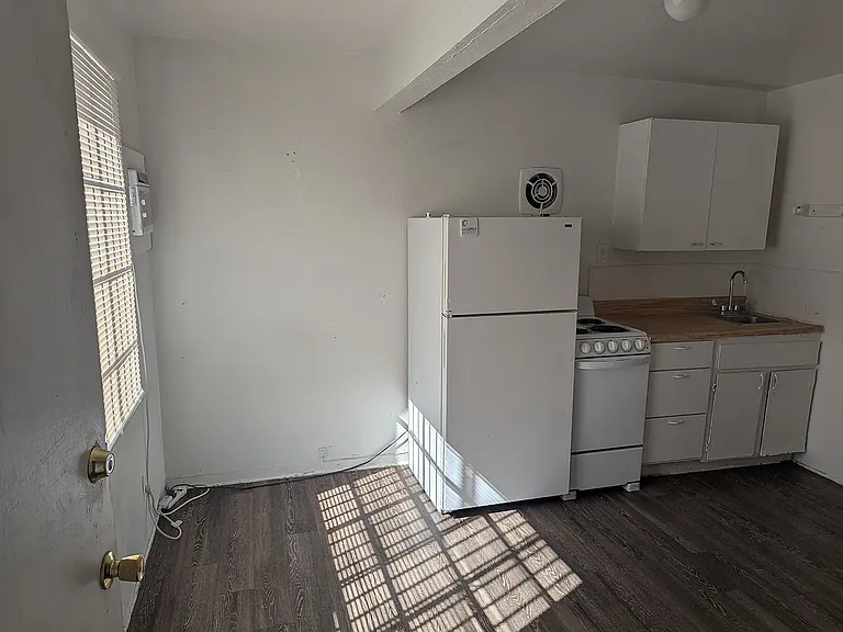 714 S 3rd St #6 — Photo 4