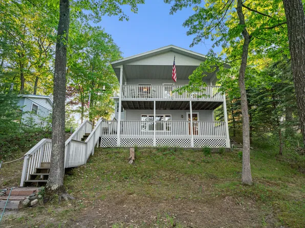 6409 Honey Ln, Johannesburg, MI 49751