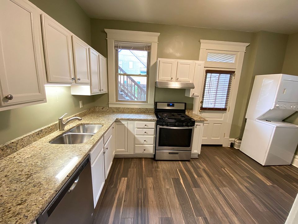 1st image of 182 W 1st Ave #16793374