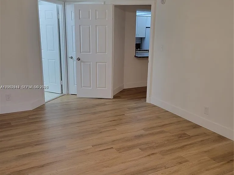 8290 Lake Dr #104 — Photo 4