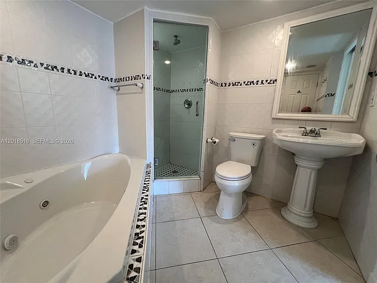 345 Ocean Dr #305 — Photo 12