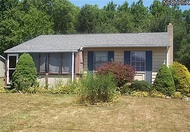 18244 Derr Ave photo 1