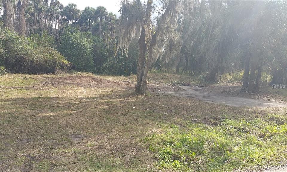 2nd image of 1320 Swamp Ln