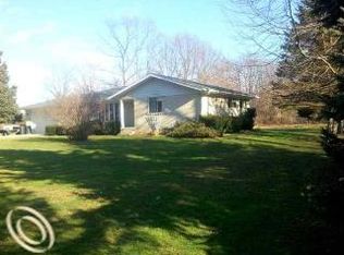 5444 Sheridan Rd, Emmett, MI 48022