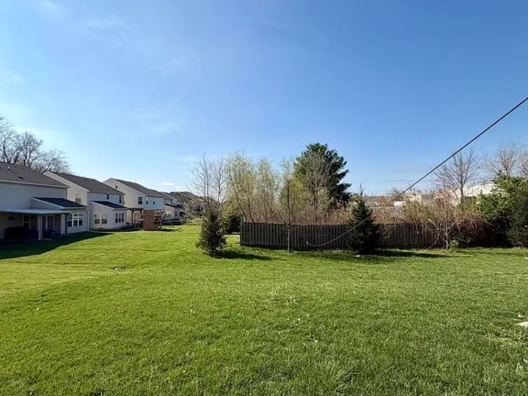 2637 Spurlock Ln — Photo 9