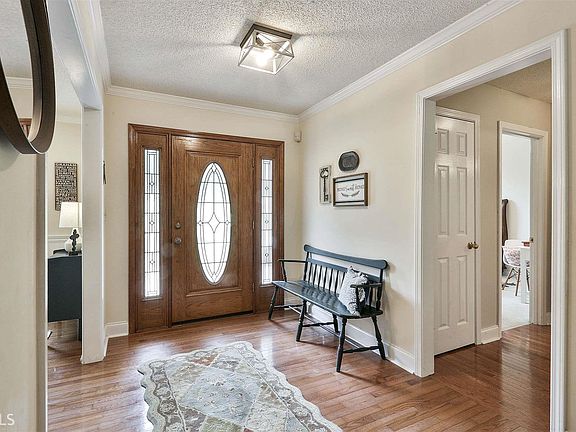 5th image of 180 Vista Ln