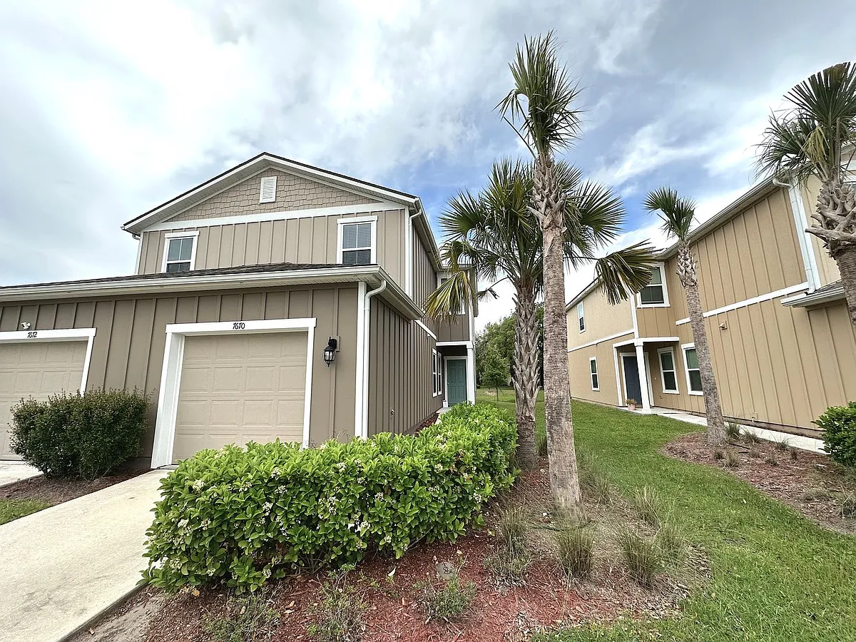 Building Photo - 7670 Legacy Trl