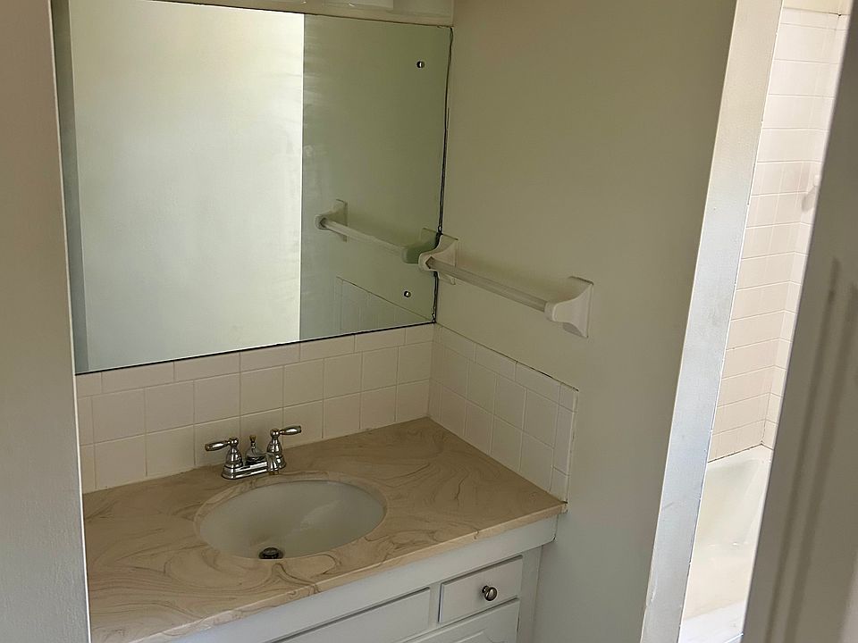 Bathroom with a tub/shower