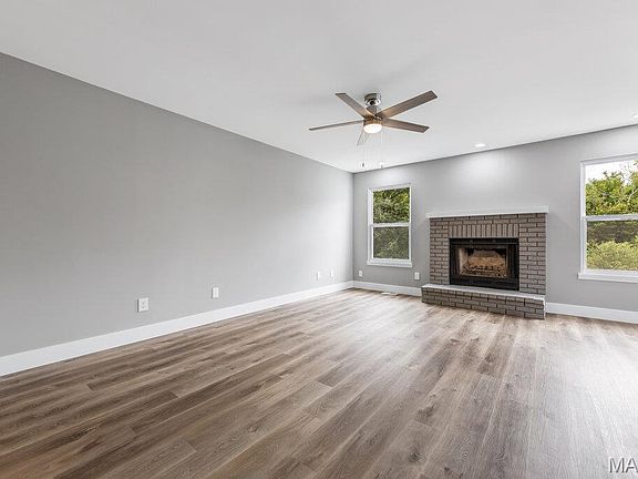 3rd image of 166 Christina Marie Dr