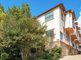 4432 Bowser Ave