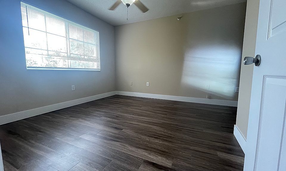 1st image of 3623 NW Adriatic Ln