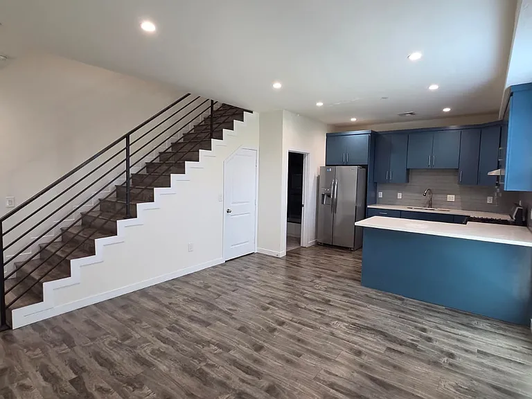 668 S Keenan Ave #C — Photo 1