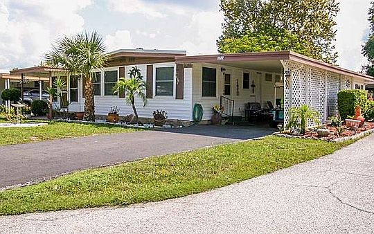 1st image of 122 Forest Dr