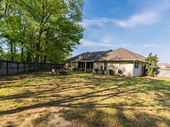 5th image of 4801 Lonoke Ln