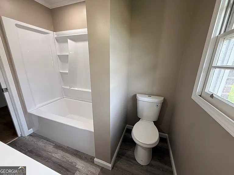 412 Roberson St — Photo 34