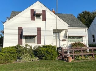 581 E 250th St, Euclid, OH 44132