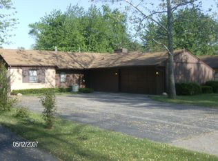 124 Lawton Ln, Bolingbrook, IL 60440