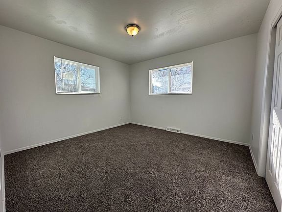 4th image of 3824 S King St #King3828