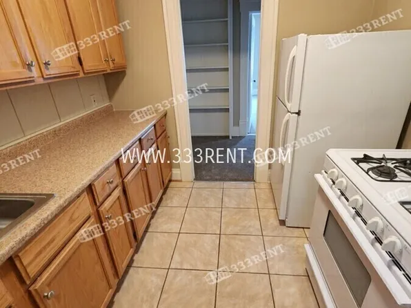 3310 Wyoming St #B, Kansas City, MO 64111