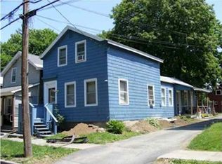 69 Walnut St, Canajoharie, NY 13317