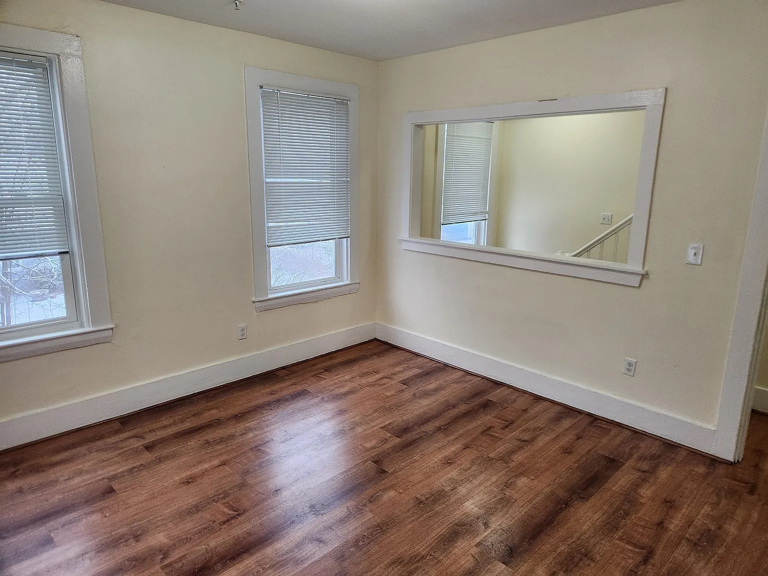 3 bed, 2.0 bath, 1220 sqft, $3,000 — Photo 3
