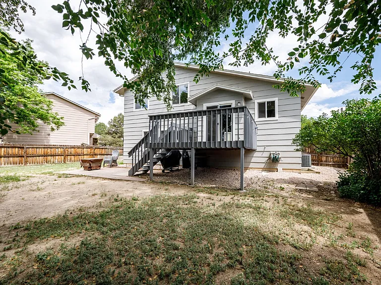 230 Hooper Ct — Photo 52