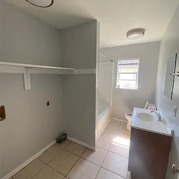 605 Hennessee St — Photo 5