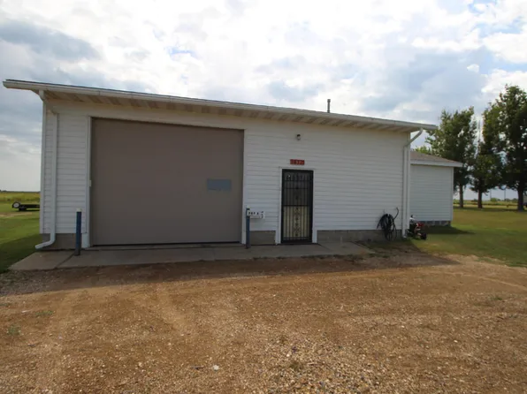 38721 137th St, Aberdeen, SD 57401