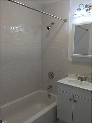 Rented by R New York | media 3