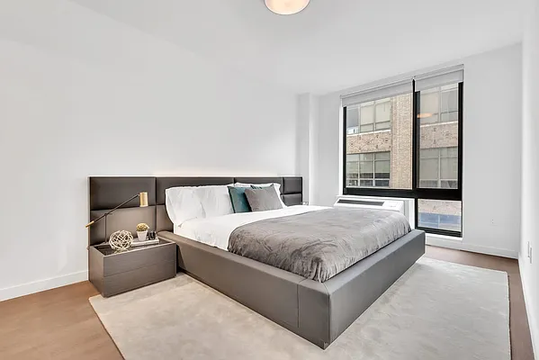 Rented by Modern Spaces | media 4