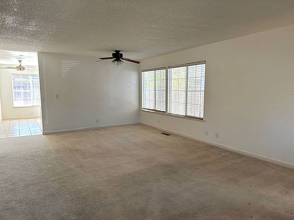 4th image of 318 Keeler Ct