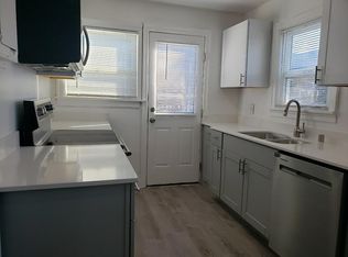 3507 SW Webster St APT B, Seattle, WA 98126