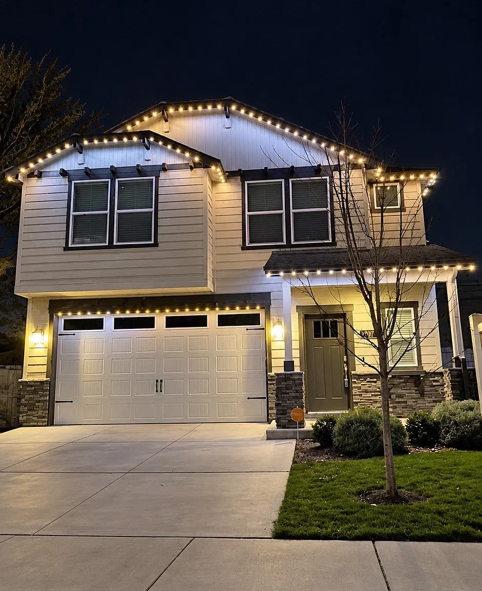 4 bed, 2315 sqft, $4,000 — Photo 1