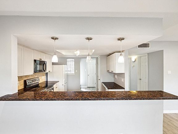 2nd image of 5005 Georgi Ln APT 36