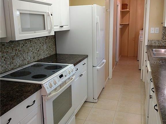 5th image of 134 Algiers Dr