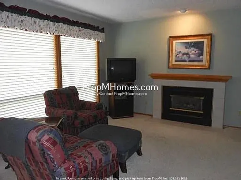 5099 Greensborough Ct — Photo 3
