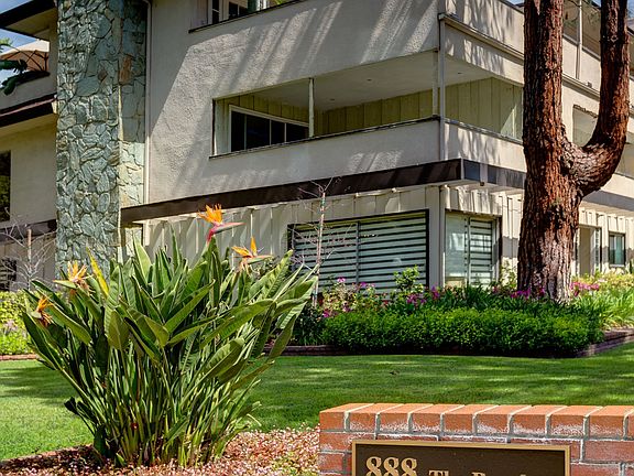 2nd image of 888 S Orange Grove Blvd APT 1W