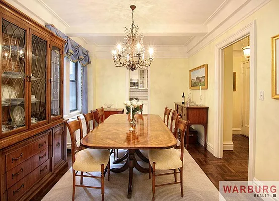 Sold by Warburg | media 14