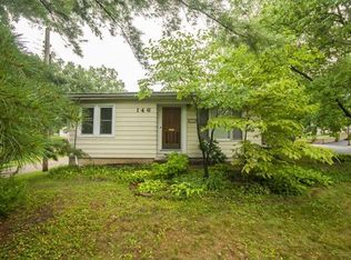 146 W Glendale Rd, Saint Louis, MO 63119