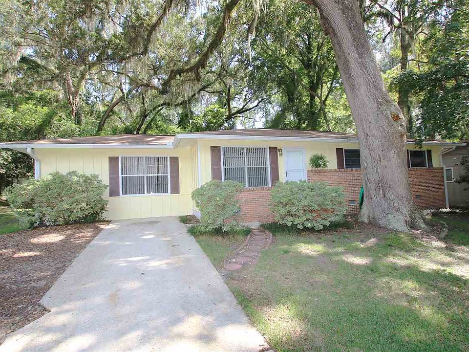 1st image of 2139 Harriet Dr
