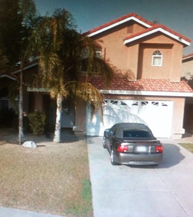 3 BRS, 2 1/2 BATH 2-STORY HOUSE