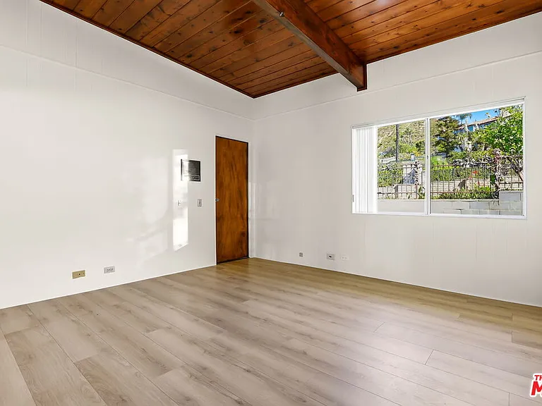 1340 El Hito Cir — Photo 15