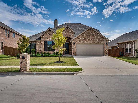 2nd image of 3202 Paisley Dr