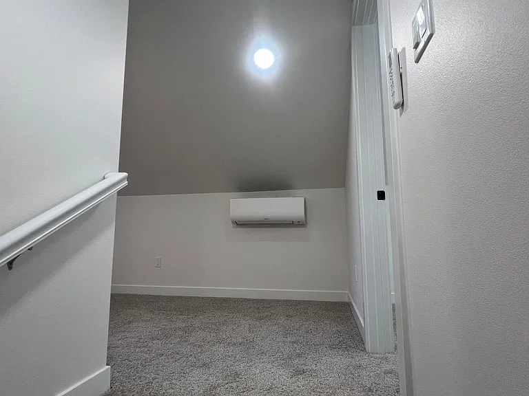 5661 1st Ave — Photo 15