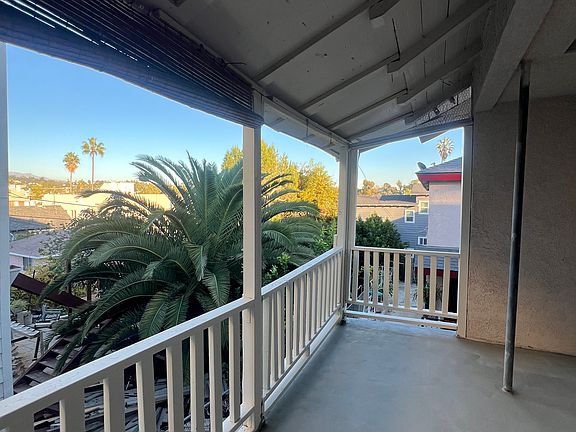 2nd image of 806 N Bonnie Brae St #0