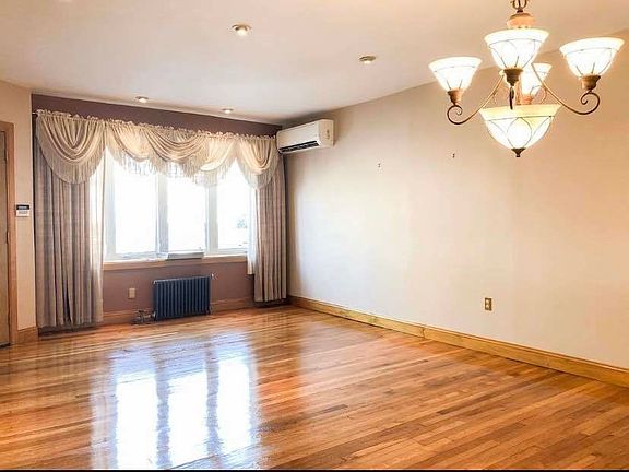 5th image of 21-39 24th St #1F