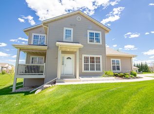 21802 S Weather Edge Cir, Lannon, WI 53046