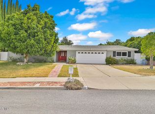 343 E Gainsborough Rd, Thousand Oaks, CA 91360